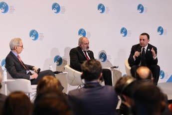irakli-RaribaSvili-saqarTvelo-Zalian-obieqturi-da-miukerZoebeli-mediatori-fasilitatori-da-megobaria-romelsac-orive-qveyana-endoba---SesaniSnavi-urTierToba-gvaqvs-somxeTTan-da-azerbaijanTan