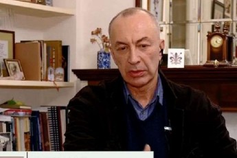 daviT-maRraZe-minda-aSS-is-axal-elCs-vusurvo-winamorbedisgan-gansxvavebiT-nu-darCeba-Caketil-wreSi-is-wre-iluziiT-ikvebeba-rom-xelisuflebaSi-mosvla-arCevnebis-qarTveli-xalxis-gareSec-SeuZlia