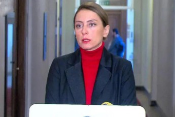 xatia-dekanoiZe-barieriT-Tu-ubarierod-mizani-ar-icvleba-qarTuli-ocneba-unda-Seicvalos-parlamentSi-ar-unda-aRmoCndes-mxolod-ori-partia---amitom-gadajgufeba-SeiZleba-iyos-erT-erTi-gamosavali