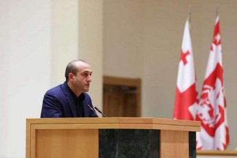 iago-xviCia-iusticiis-ministrs-gTavazobT-daviwyoT-fiqri---rogor-SeiZleba-SevamciroT-patimarTa-raodenoba