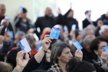 qarTuli-ocnebis-konferenciebze-lanCxuTis-ozurgeTisa-da-Coxatauris-adgilobrivi-organizaciebis-Tavmjdomareebi-da-biuros-wevrebi-airCies