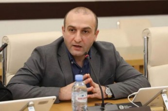 iago-xviCia---nacmoZraobaSi-zeimi-SeCerebuli-unda-iyos-vidre-mixeil-saakaSvili-cixeSi-zis-SavebSi-Cacmuli-unda-dadiodnen-lideris-Tavisuflebis-aRkveTas-glovobdnen