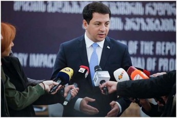 arCil-TalakvaZe-ori-adamiani-ar-moiZebneba-dRes-opoziciaSi-romelic-erTmaneTs-endoba-da-erTmaneTs-liderad-aRiarebs