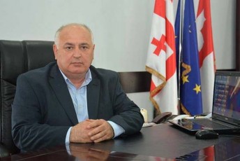 rusTavis-sakrebulos-Tavmjdomare-gaxarias-partiidan-sarvamartod-fuli-SevagroveT-da-ise-vuyideT-qalbatonebs-2-lariani-iebi-Cven-aseT-biujets-mxars-ver-davuWerT