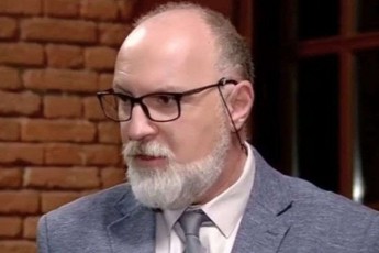 daviT-qarTveliSvili-2015-wels-CineTis-televiziasTan-irakli-RaribaSvilis-intervius-Semdeg-vinmes-Tu-gsmeniaT-aw-ukve-staJiani-CineTofobis-Tina-xidaSelis-aRSfoTebuli-xma-ara-rameTu-agentokratebisagan-maSin-msgavsi-davaleba-ar-miuRia