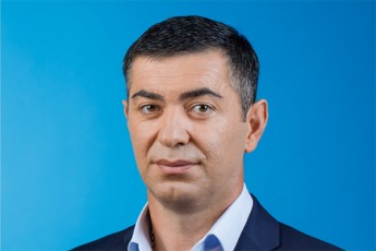 bakur-avsajaniSvili-sainteresoa-mosaxleobisTvis-ramdenad-sasargeblo-iqneboda-gasxvisebuli-elias-tye-romelic-kerZo-pirebs-unda-gadascemoda-imdroindeli-premier-ministris-giorgi-gaxarias-davalebiT-gubernatori-am-sakiTxs-piradad-lobirebda