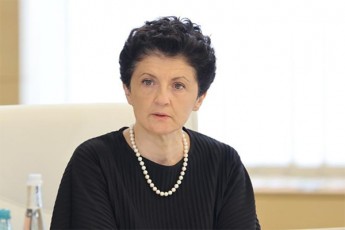 Tea-wulukiani-Zalian-kmayofili-var-im-procesebiT-rac-nacmoZraobaSi-mimdinareobs-klounad-wodebuli-piri-rac-ufro-didxans-iqneba-xelmZRvaneli-miT-ukeTesad-gamoCndeba-maTi-realuri-saxe