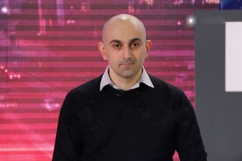 sandro-raqviaSvili-kanonmdeblobaSi-Cadebulia-naRmi-romelic-xels-uSlis-patara-partiebis-gaerTianebas---gvinda-dafinanseba-bariers-miebas