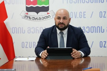 avTandil-TalakvaZe-ozurgeTis-municipalitetis-sofel-SemoqmedSi-ew-Cais-fabrikis-binebSi-mcxovrebi-33-ojaxi-premier-ministris-gadawyvetilebiT-miiRebs-fulad-daxmarebas-30-000-laris-odenobiT
