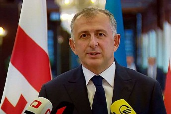 zurab-patariZe-baqoSi-dRes-saqarTvelos-parlamentis-Tavmjdomaris-Zalian-mniSvnelovani-wlis-Semajamebeli-viziti-Sedga