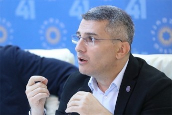 mamuka-mdinaraZe-giorgi-gaxariaze-is-kadrulobs-yvelafers-rac-adamianma-ar-unda-ikadros