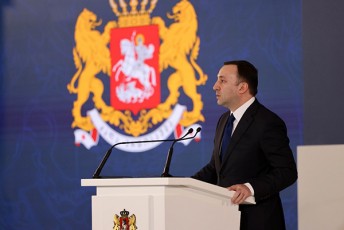 irakli-RaribaSvili-regionebSi-aqtiurad-daviwyeT-Tanamedrove-evro-5-is-standartis-avtobusebis-SeZena-wels-ukve-SeviZineT-150-avtobusi-nagavmzidebi-da-aS-dagegmili-aris-sxva-ufro-mcire-avtobusebis-SeZenac