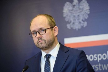poloneTis-prezidentis-administraciaSi-saxelmwifo-mdivani-axali-koalicia-poloneTis-sazogadoebrivi-televiziis-xelSi-Cagdebas-cdilobs---bneli-dro-dadga-poloneTSi