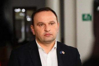 paata-manjgalaZe-rogorc-gveli-kans-rusuli-propaganda-saqarTveloSi-ise-icvlis-propagandistebs