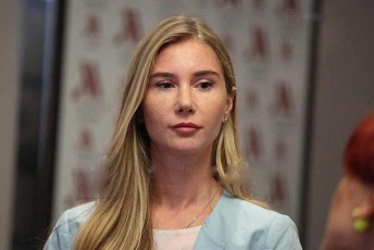 Tina-bokuCava-nika-melia-rogorc-Cans-partiis-datovebis-Semdeg-Riad-ganixilavs-garkveul-politikur-gaerTianebas