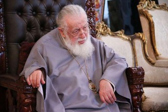 qarTuli-ocneba-didi-pativiscemiTa-da-siyvaruliT-vulocavT-mis-uwmindesobas-dabadebis-dRes-vusurvebT-mas-dRegrZelobas-janmrTelobas-da-saqarTvelos-eklesiis-saTaveSi-kidev-mravali-weli-yofnas-qveynisa-da-xalxis-sakeTildReod