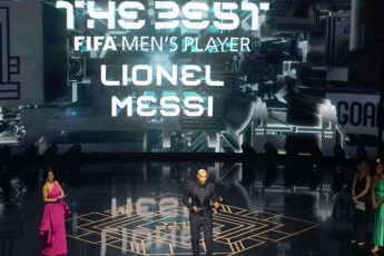 FIFA-m-gasuli-wlis-saukeTeso-fexburTelad-lionel-mesi-daasaxela-kvaracxelia-meaTea