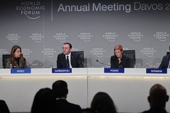 premier-ministrma-irakli-RaribaSvilma-USAID-is-administratoris-samanta-paueris-miwveviT-monawileoba-miiRo-panelur-diskusiaSi-saxelwodebiT---tyviis-Semcvelobisgan-Tavisufali-atmosferuli-haerisken