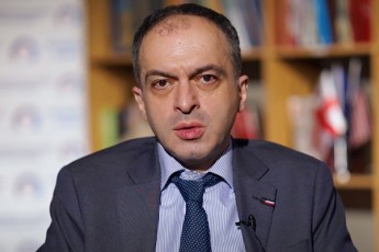 Tornike-SaraSeniZe-dasavleTis-mxridan-saWiroa-kidev-erTi-didi-investireba-seriozuli-mobilizaciis-talRa-unda-moxdes-ukrainaSi---Tu-axali-veraferi-moifiqres-SeiZleba-CavTvaloT-rom-omi-koreuli-scenariT-dasruldeba