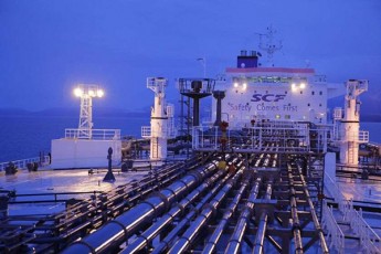 Bloomberg-amerikulma-navTobgadamamuSavebelma-qarxanam-qveyanaSi-10-aTasi-bareli-rusuli-navTobi-Seitana-bahamis-kunZulebze-mdebare-terminalis-gavliT