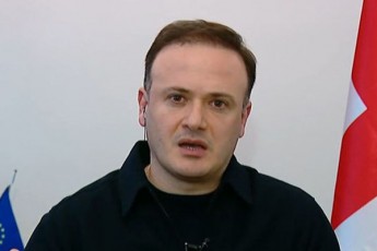 irakli-zarqua-opoziciaze-dRes-axali-propaganda-Savi-piari-aagores-trotuari-Cavarda-wereTelzeo-trotuari-jer-ar-gakeTebula-dawyebulic-ar-aqvT-aRmoCnda-rom-ucxoeTSia-sadRac-amas-vin-gautarebs