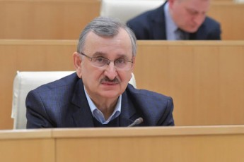 roman-gociriZe-kobaxiZes-nu-gaimeorebT-im-sasacilo-ricxvebs-rasac-Tqveni-winamorbedi-premier-ministri-hyveboda---unda-iswavloT-nominaluri-da-realuri-mTliani-Sida-produqtis-erTmaneTisgan-garCeva