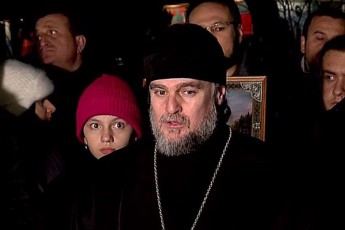 mama-Salvam-klub-basianis-mimdebare-teritoriaze-paraklisi-gadaixada