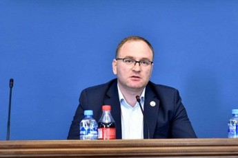 irakli-beraia-Tuki-zurabiSvili-gaakeTebs-imas-rasac-mas-sTxoven---Seiwyalebs-saakaSvils-is-qarTveli-xalxis-risxvas-namdvilad-ver-aicilebs-Tavidan