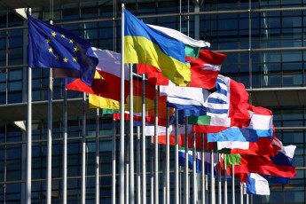 evroparlamentma-mxari-dauWira-ukrainisTvis-50-miliardi-evros-gamoyofas