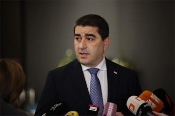 aSS-is-neba-aris-saWiro-rom-moixsnas-viza---ar-mgonia-rom-saqarTvelo-raime-safrTxes-warmoadgendes-migraciuli-mxriv-aSS-sTvis-es-iqneba-kidev-erTi-kargi-Jesti-qarTveli-xalxis-mimarT