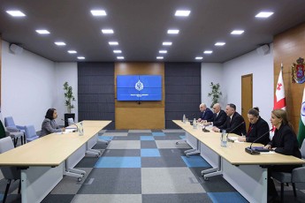 vaxtang-gomelaurma-indoeTis-respublikis-elCTan-gacnobiTi-xasiaTis-Sexvedra-gamarTa