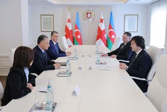 premier-ministri-azerbaijanis-respublikis-usafrTxoebis-sabWos-mdivans-Sexvda
