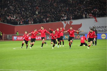 The-Guardian-is-safexburTo-podkasti-Football-Weekly-kargi-iqneba-Tu-irlandiis-fexburTis-asociacia-vinmes-gaagzavnis-saqarTveloSi-raTa-Seiswavlon-is-rac-qarTvelebma-gaakeTes-radgan-qarTvelebi-yvelafers-sworad-akeTeben