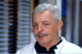 guga-qaSibaZe-sasroleTSi-afeTqebis-Sedegad-daSavebuli-sami-pacientidan-erTi-xeCinaSvilis-saxelobis-sauniversiteto-klinikis-reanimaciul-ganyofilebaSi-imyofeba