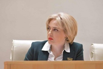 eka-sefaSvili-faqtia-rom-erT-dRes-lomjariam-viRacas-telefoniT-uTxra-Tu-Tqvengan-mkacri-gancxadebebi-ar-iqneba-erT-kacsac-ver-gamoviyvanTo