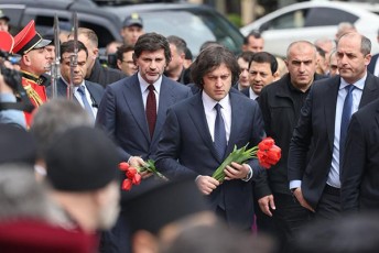 premier-ministrma-9-aprils-daRupulTa-xsovnas-pativi-miago