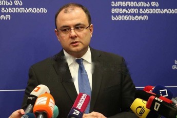 rati-bregaZe-mixeil-saakaSvilze-Tavs-kargad-grZnobs-da-Cven-amiT-mxolod-moxarulebi-varT