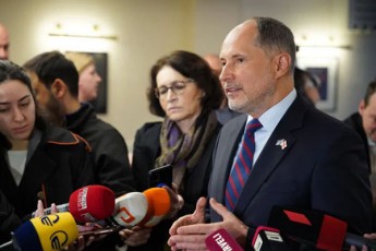 evrokavSiris-elCi-kari-Riaa-gelodebiT-gTxovT-gamoiyeneT-es-SesaZlebloba---didi-paradoqsia-roca-kari-farTod-aris-gaxsnili-da-areuli-signalebi-modis-Tbilisidan
