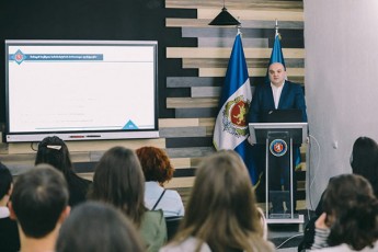 aleqsandre-daraxveliZe-Sinagan-saqmeTa-saministros-akademiaSi-sxvadasxva-universitetis-studentebs-Sexvda
