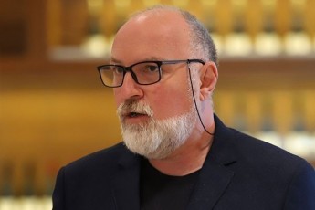 daviT-qarTveliSvili-premieri-ganasaxierebda-patara-Tumca-suverenuli-sakuTar-Rirsebasa-da-simarTleSi-darwmunebul-qveyanas-xolo-germaniis-kancleri---gare-gavlenebis-tyveobaSi-myof-vasals