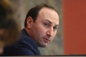 anri-oxanaSvili-aleko-elisaSvilze-yvela-opozicioners-mogiwodebT-am-uRirs-saqcielze-romelic-am-kacad-wodebulma-ikadra-gaakeTeT-komentari-aseve-uflebadamcvelebma-vinc-aq-xarT-mieciT-Sefaseba