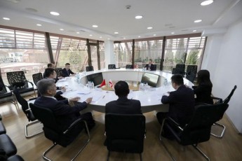 irakli-RaribaSvili-CineTis-saxalxo-respublikis-mmarTveli-partiis-centraluri-komitetis-saerTaSoriso-departamentis-ministris-moadgiles-Cen-Wous-da-delegaciis-wevrebs-Sexvda
