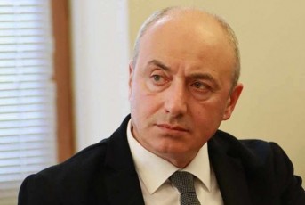 guram-maWaraSvili-arasamTavrobo-seqtors-mivmarTav---gvaqvs-informacia-rom-vinme-aleqsandre-zivzivaZe-franklinis-klubis-erT-erTi-lideri-Zaladobriv-aqcias-aorganizebs-sazogadoebam-rom-icodes---xom-ar-iciT-saidan-finansdeba