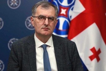 sozar-subari-rogorc-ki-opoziciam-Tqva-rom-droebiT-iSlebodnen-maSinve-gamoCnda-SeerTebuli-Statebis-yofili-elCi-keli-degnani-natos-warmomadgenlobasac-gaakeTebines-gancxadeba-da-cecxlze-navTi-daasxes