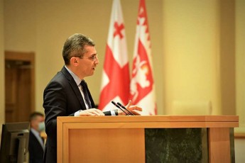 mamuka-mdinaraZe-ucxo-qveyanaSi-daregistrirebul-erTnairsqesianTa-qorwinebaze-saqarTvelos-kanonmdebloba-aseT-qorwinebas-ar-aRiarebs