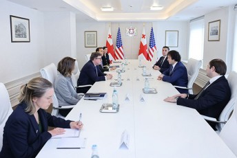 premier-ministri-irakli-kobaxiZe-evropisa-da-evraziis-sakiTxebSi-amerikis-SeerTebuli-Statebis-saxelmwifo-mdivnis-TanaSemwes-jim-obraiens-Sexvda