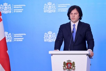 parlamentis-Senobis-win-scenaze-vxedavT-ucxouri-gavlenis-gamWvirvalobas-pirdapir-gamodian-politikur-scenaze-ucxoeli-politikosebi-absoluturad-miuRebelia-rodesac-garedan-cdiloben-saqarTvelos-Sida-politikaSi-Carevas