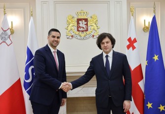premier-ministri-euTos-moqmed-Tavmjdomares-maltis-sagareo-evropul-saqmeTa-da-vaWrobis-ministrs-Sexvda