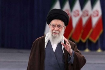 iranis-uzenaesma-liderma-xuTdRiani-glova-gamoacxada