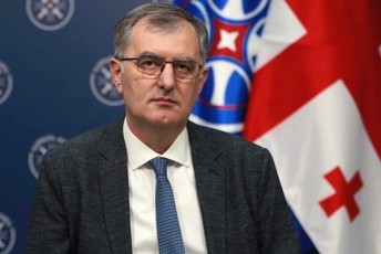 sozar-subari-germaniis-parlamentis-sagareo-komitetis-Tavmjdomarem-mixail-roTma-daarRvia-yvelanairi-politikuri-megobruli-da-diplomatiuri-etiketi-rodesac-antisaxelisuflebo-mitingze-gamovida-da-Sekrebilebs-sityviT-mimarTa